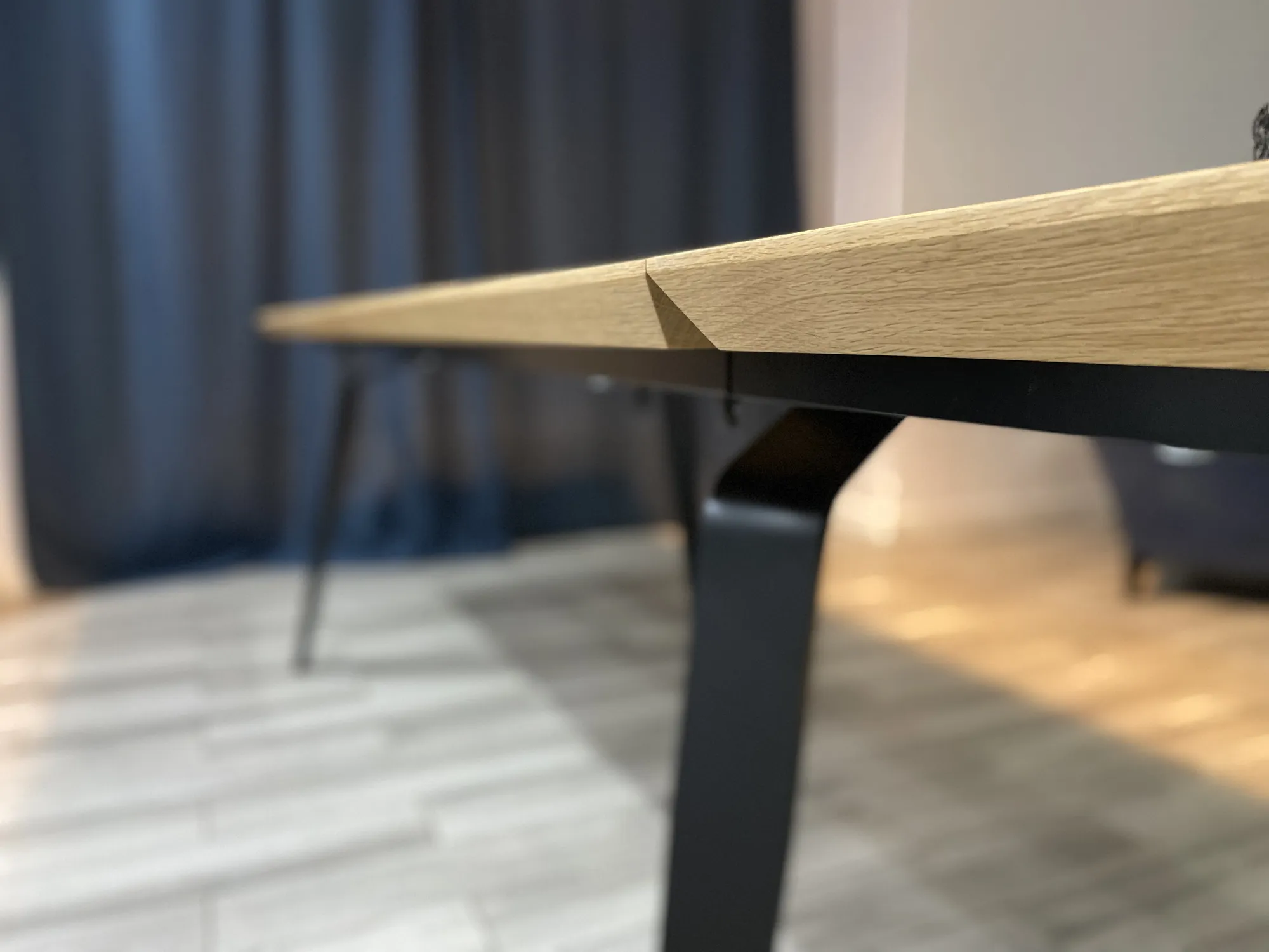 Stół drewniany rozkładany dębowy FLAT - blat