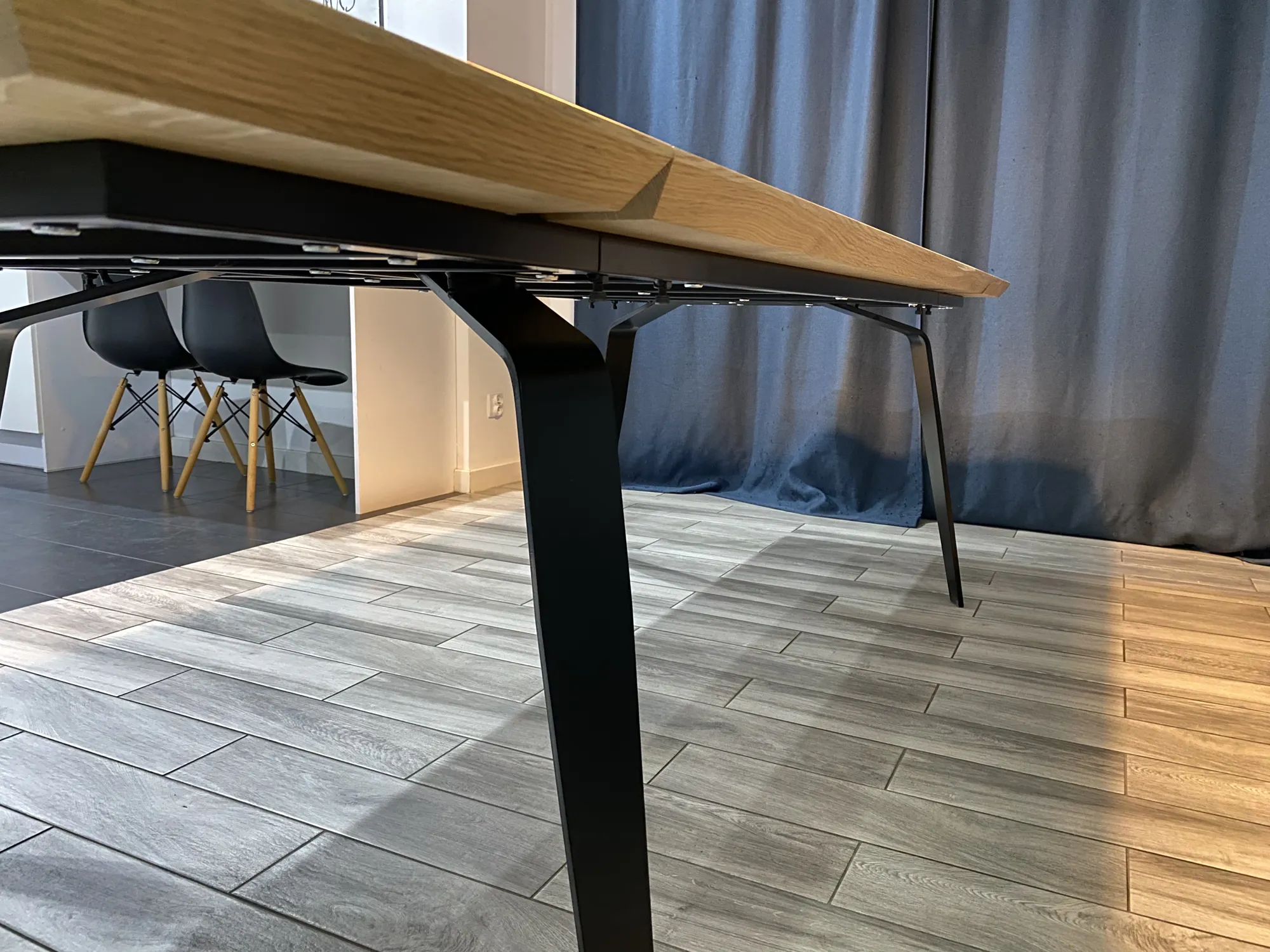 Stół drewniany rozkładany dębowy FLAT - nogi