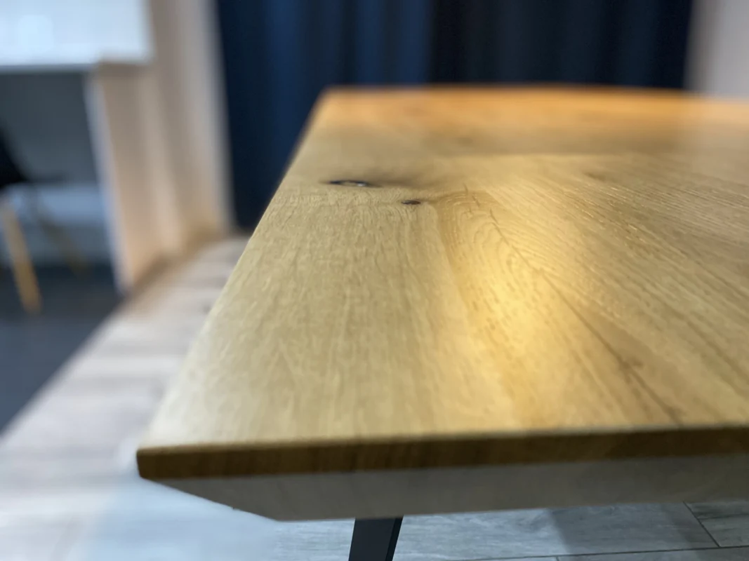 Blat stołu drewnianego dębowego FLAT pokryty lakierem