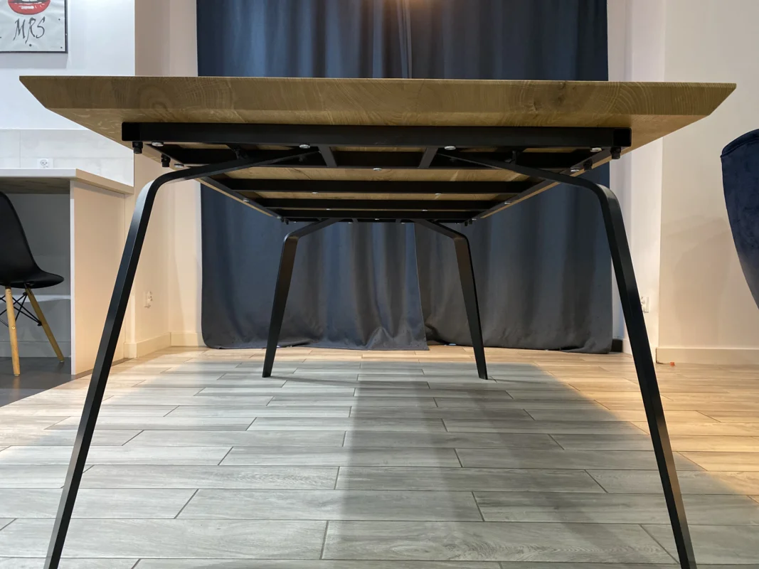 Stalowe nogi stołu drewnianego dębowego FLAT – nowoczesny design