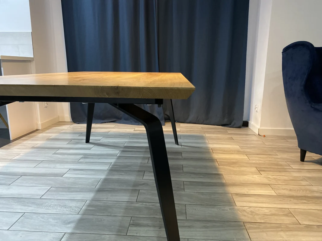 Minimalistyczne stalowe nogi stołu drewnianego dębowego FLAT