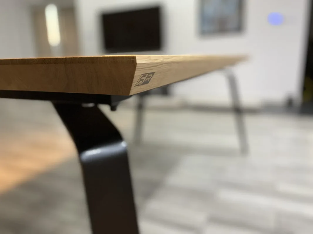 stół dębowy flat - krawędzi 45 stopni